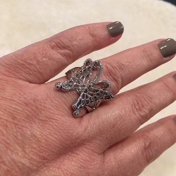 Butterfly Ring - Picture 4 of 5